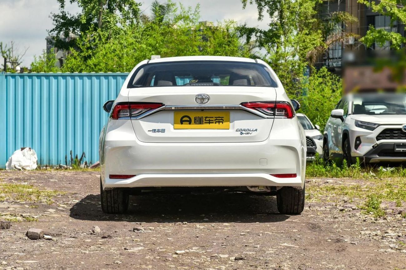 luxury car export Dubai