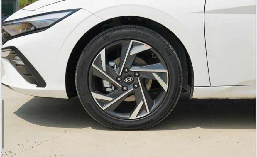 Buy new and used cars UAE