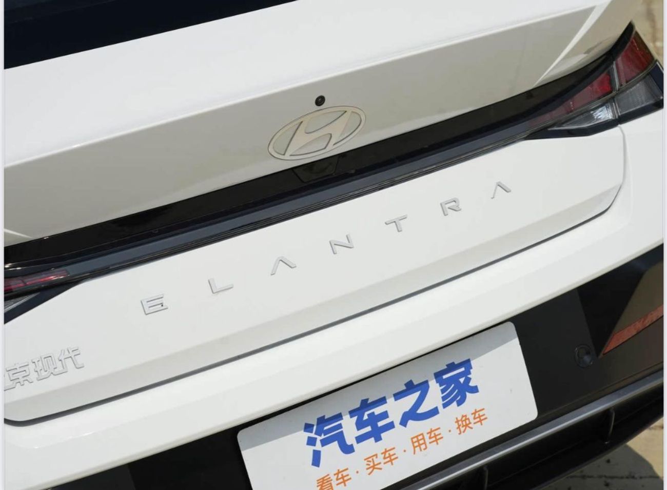 Export cars worldwide from Dubai